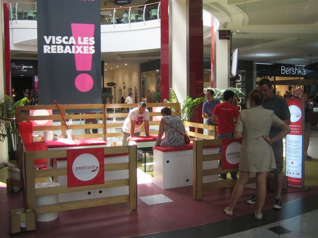 Stand pezicura en Diagonal Mar