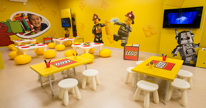 El novedoso concepto de ocio LEGO® Fun Factory abre su primer espacio en Cataluña en Diagonal Mar