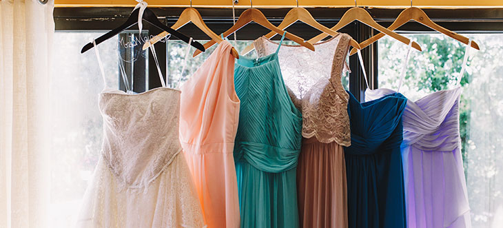 Cómo vestir para una boda en Barcelona en junio: guía para invitados