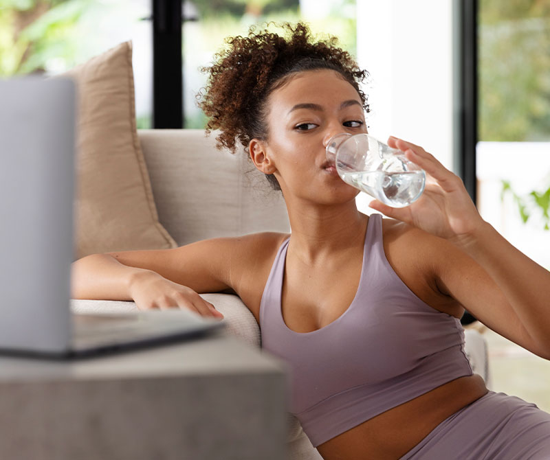 Trucos de belleza para sobrevivir al calor: lo que recomiendan las expertas de Sephora y Primor