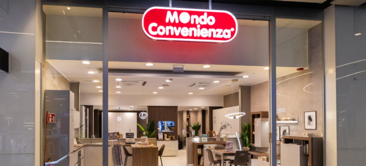 Apertura Mondo Convenienza en Diagonal Mar